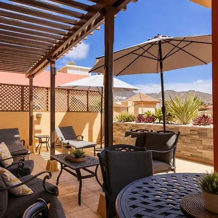 Terrazas Del Duque Ii Hideaway Адехе